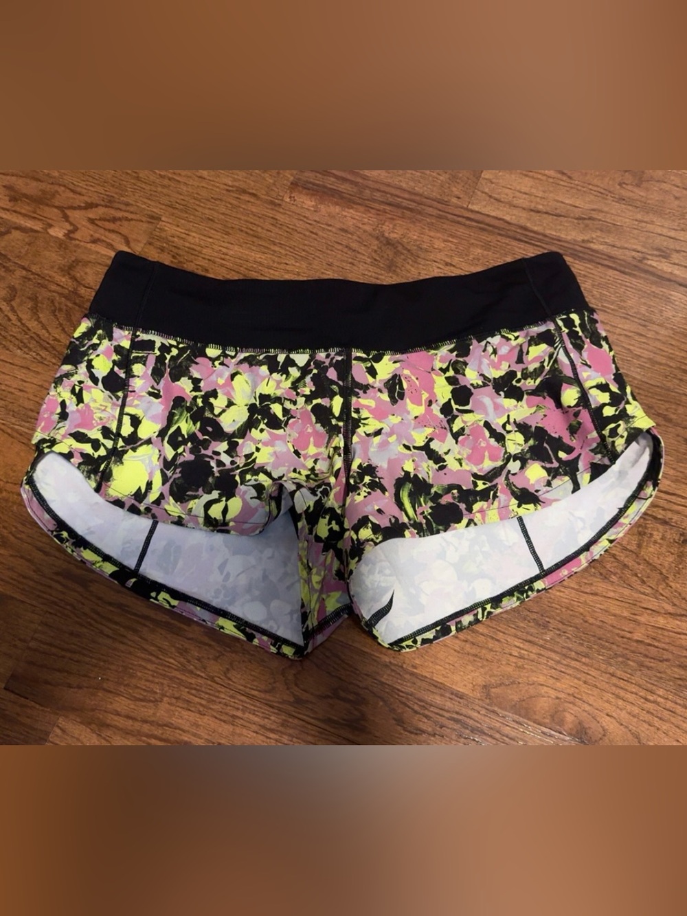 Women's Lululemon Athletica Speed Up Floral Print Shorts
